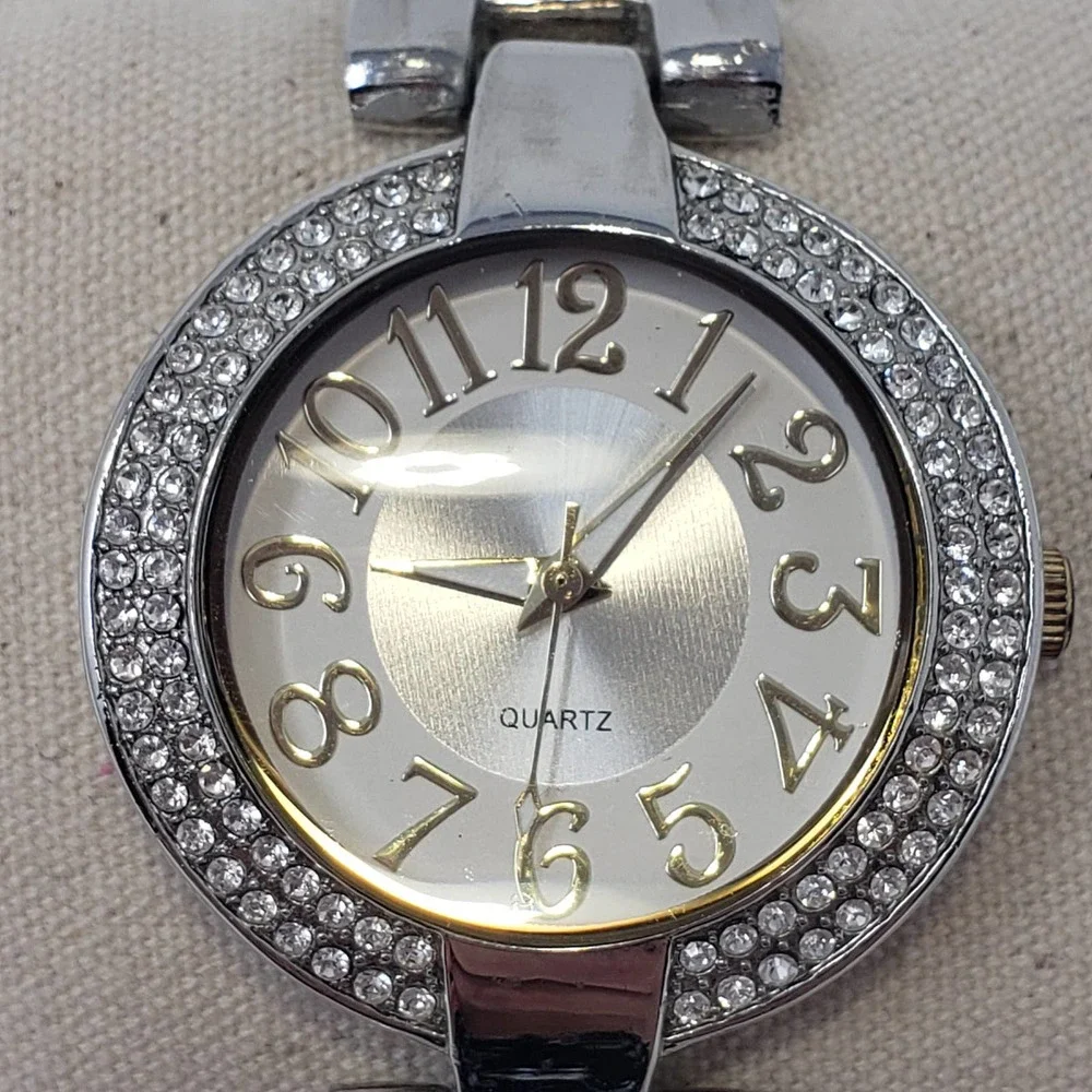 Chicos Womens Silver Tone Rhinestone Watch Quartz Round Face Chunky New Battery - Picture 2 of 6